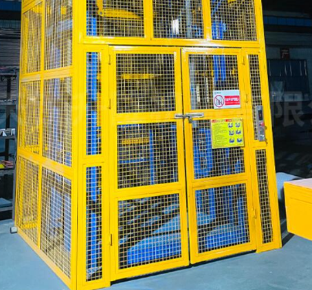 香坊货梯可以安装在室外吗